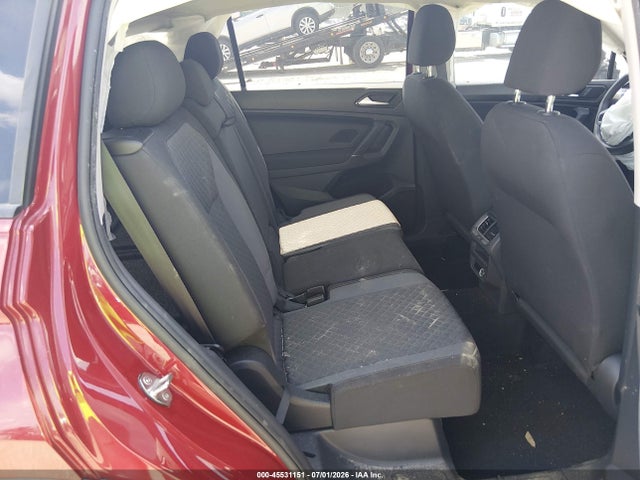 Продаж на аукціоні авто 2018 Volkswagen Tiguan 2.0t S, vin: 3VV1B7AX5JM017461, номер лоту: 45531151