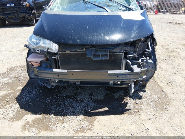 3HGGK5G56HM700137 Honda FIT LX