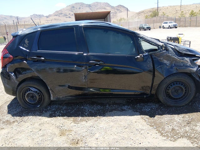 3HGGK5G56HM700137 Honda FIT LX