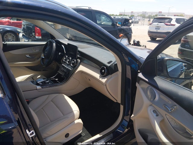 45531172 :رقم المزاد ، WDC0G4JB7K1000457 vin ، 2019 Mercedes-benz Glc 300 مزاد بيع