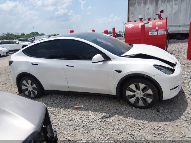 Продаж на аукціоні авто 2021 Tesla Model Y Long Range Dual Motor All-wheel Drive, vin: 5YJYGDEE2MF294390, номер лоту: 45531186