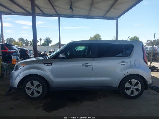 KIA Soul 2016 KNDJN2A26G7847902 Image 14