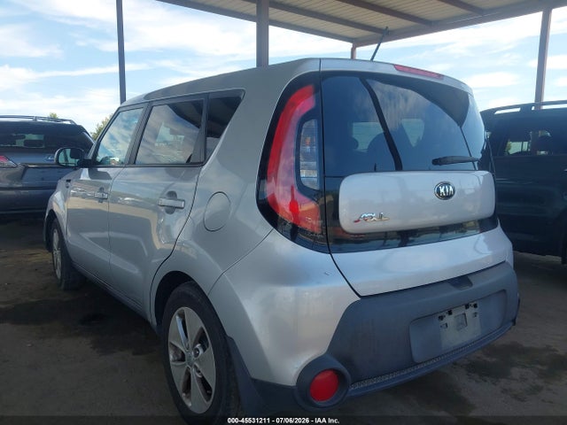 KIA Soul 2016 KNDJN2A26G7847902 Image 3