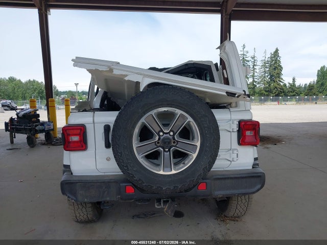1C4HJXEN4KW618449 Jeep Wrangler Unlimited Sahara 4x4