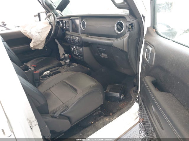 1C4HJXEN4KW618449 Jeep Wrangler Unlimited Sahara 4x4