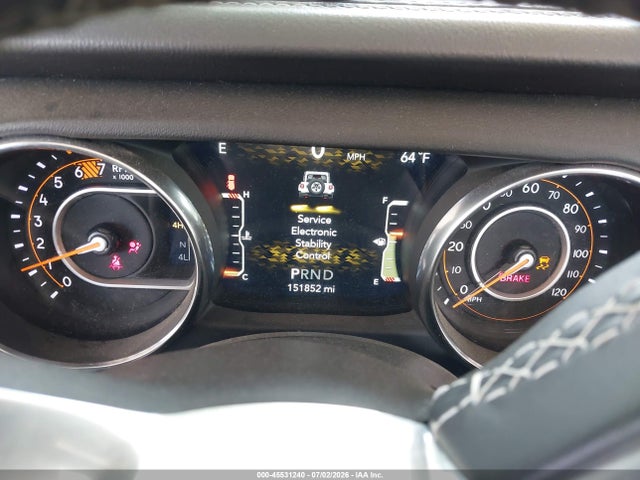 1C4HJXEN4KW618449 Jeep Wrangler Unlimited Sahara 4x4