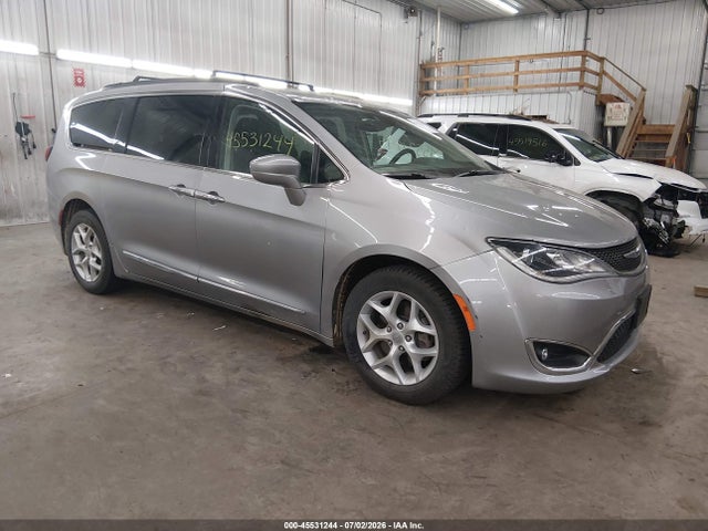 Aukcja sprzedaży 2017 Chrysler Pacifica Touring-l, vin: 2C4RC1BG2HR528803, numer aukcji: 45531244