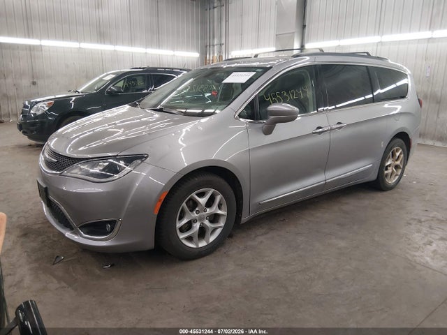 Aukcja sprzedaży 2017 Chrysler Pacifica Touring-l, vin: 2C4RC1BG2HR528803, numer aukcji: 45531244