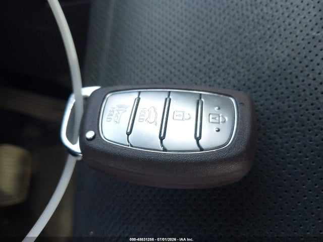 KM8J3CA27JU699551 Hyundai Tucson Limited
