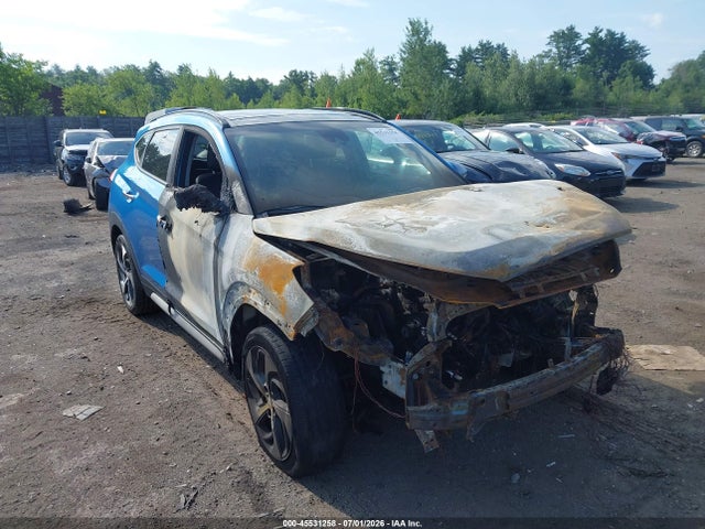 KM8J3CA27JU699551 Hyundai Tucson Limited