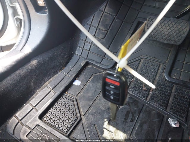 Продажа на аукционе авто 2018 Honda Civic Lx, vin: 2HGFC2F6XJH605084, номер лота: 45531330