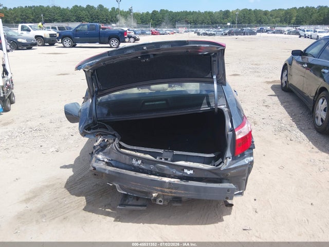 Toyota COROLLA LE 2018 2T1BURHE8JC096145 Image 16