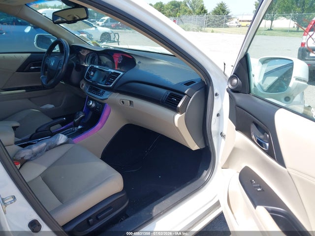 Продажа на аукционе авто 2013 Honda Accord Ex-l, vin: 1HGCR2F87DA275233, номер лота: 45531358