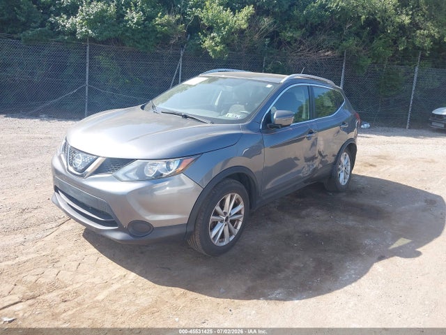 JN1BJ1CR3JW253918 Nissan Rogue Sport Sv