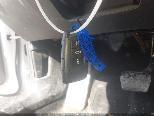 45531437 :رقم المزاد ، 3VWC57BU4KM104706 vin ، 2019 Volkswagen Jetta 1.4t R-line/1.4t S/1.4t Se مزاد بيع