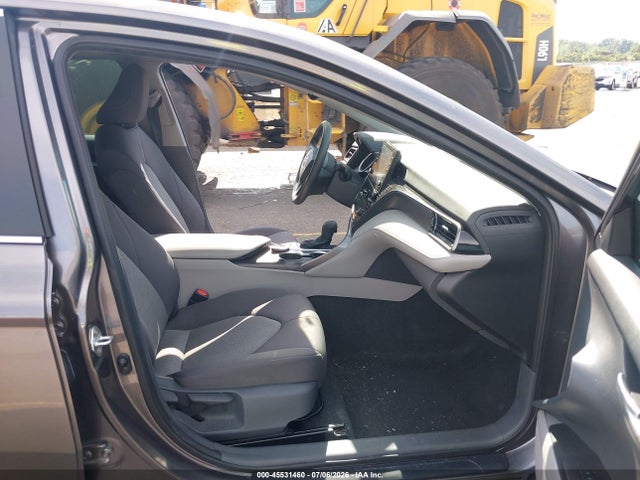 4T1H31AK6MU562883 Toyota Camry Le Hybrid