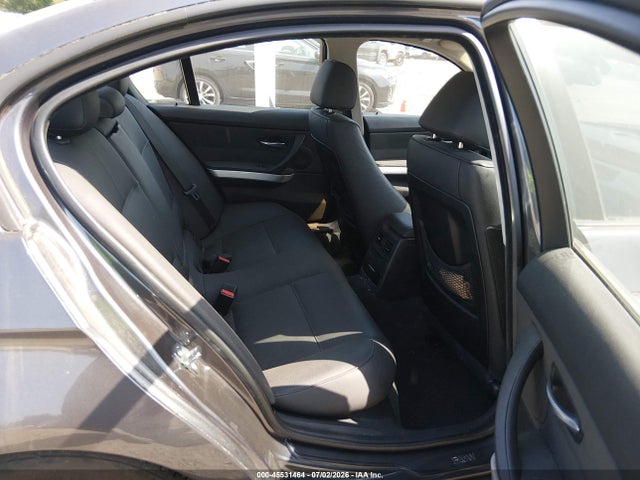 2006 Bmw 325i მანქანა იყიდება აუქციონზე, vin: WBAVB175X6NH93035, აუქციონის ნომერი: 45531464