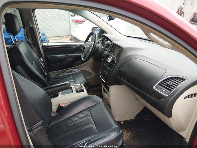 2014 Chrysler Town & Country Touring მანქანა იყიდება აუქციონზე, vin: 2C4RC1BG5ER395854, აუქციონის ნომერი: 45531501