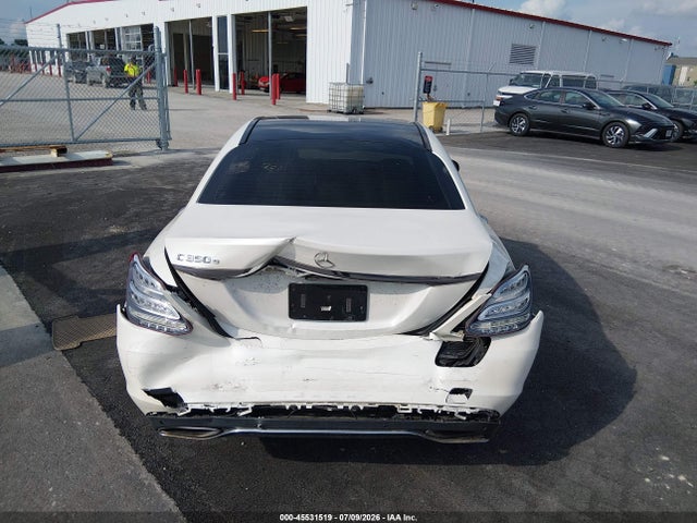 45531519 :رقم المزاد ، 55SWF4HB6GU064124 vin ، 2016 Mercedes-benz C 350e Luxury مزاد بيع