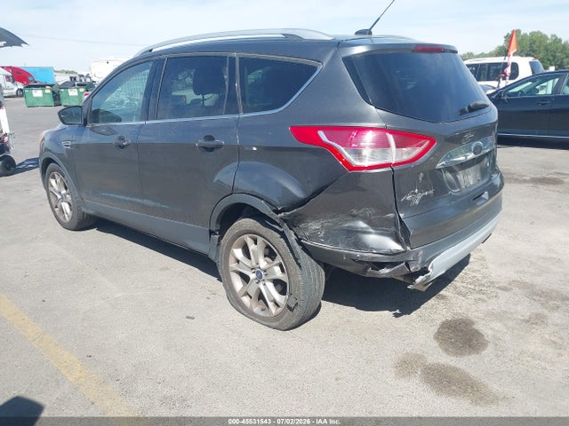 45531543 :رقم المزاد ، 1FMCU9J99FUC06594 vin ، 2015 Ford Escape Titanium مزاد بيع
