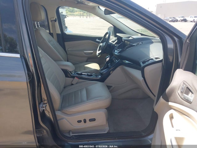 45531543 :رقم المزاد ، 1FMCU9J99FUC06594 vin ، 2015 Ford Escape Titanium مزاد بيع