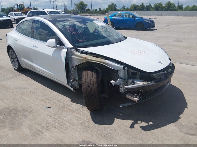 45531545 :رقم المزاد ، 5YJ3E1EA8KF332133 vin ، 2019 Tesla Model 3 مزاد بيع