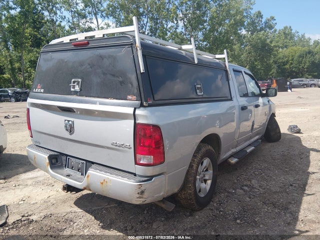 Продаж на аукціоні авто 2018 Ram 1500 Express  4x4 6'4 Box, vin: 1C6RR7FG7JS327602, номер лоту: 45531572
