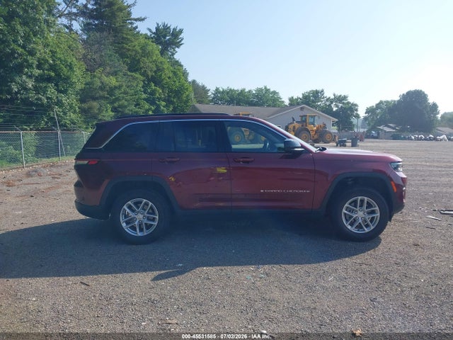 2025 Jeep Grand Cherokee Laredo X 4x4 მანქანა იყიდება აუქციონზე, vin: 1C4RJHAG4SC277427, აუქციონის ნომერი: 45531585