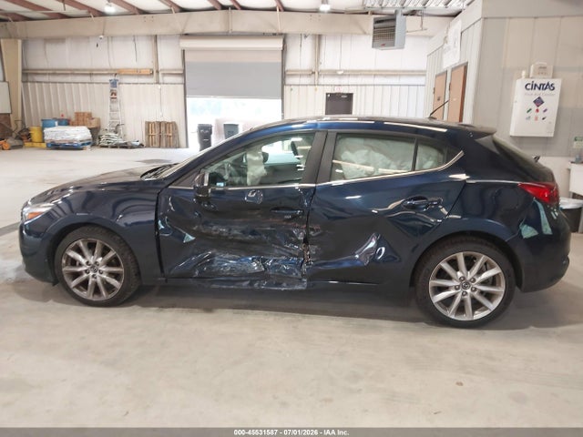 Aukcja sprzedaży 2017 Mazda Mazda3 Touring, vin: 3MZBN1L74HM142852, numer aukcji: 45531587
