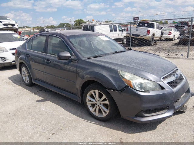 Subaru Legacy 2.5i Premium 2014 4S3BMCC6XE3014038 головне зображення