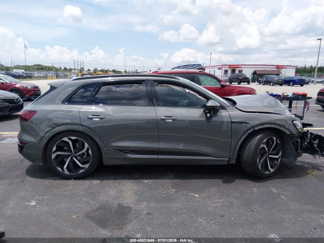 Продажа на аукционе авто 2024 Audi Q8 E-tron Premium Plus Quattro, vin: WA15AAGE2RB010891, номер лота: 45531646