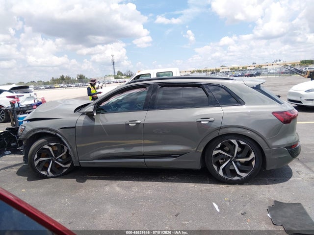 Продажа на аукционе авто 2024 Audi Q8 E-tron Premium Plus Quattro, vin: WA15AAGE2RB010891, номер лота: 45531646