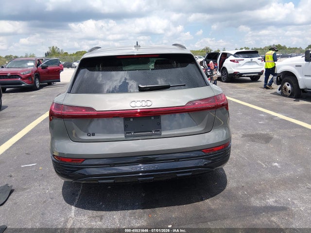 Продажа на аукционе авто 2024 Audi Q8 E-tron Premium Plus Quattro, vin: WA15AAGE2RB010891, номер лота: 45531646
