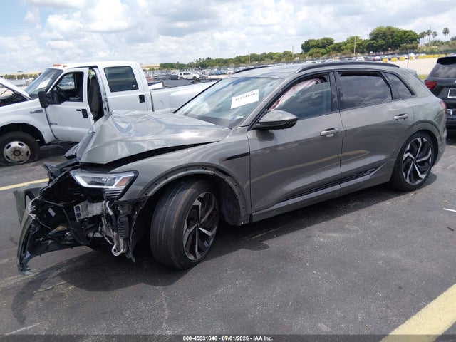 Продажа на аукционе авто 2024 Audi Q8 E-tron Premium Plus Quattro, vin: WA15AAGE2RB010891, номер лота: 45531646