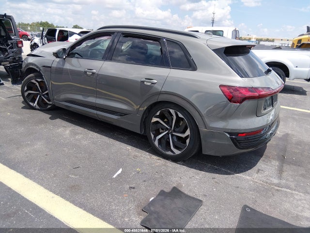 Продажа на аукционе авто 2024 Audi Q8 E-tron Premium Plus Quattro, vin: WA15AAGE2RB010891, номер лота: 45531646