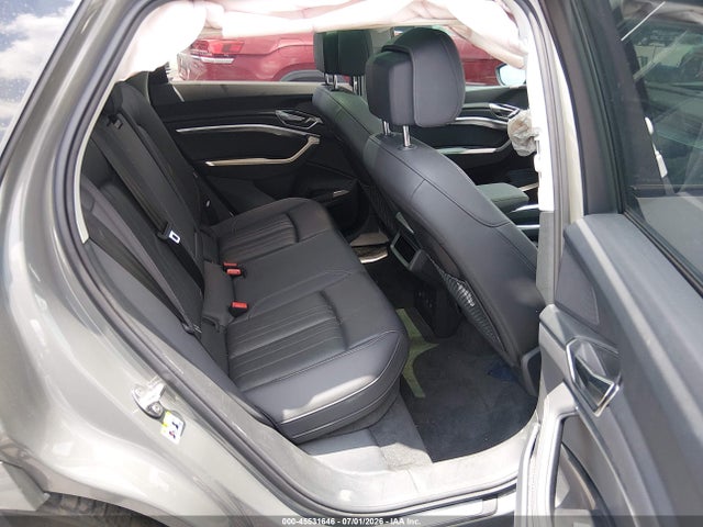 Продажа на аукционе авто 2024 Audi Q8 E-tron Premium Plus Quattro, vin: WA15AAGE2RB010891, номер лота: 45531646
