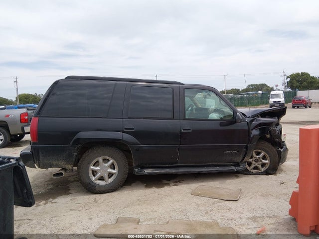 45531702 :رقم المزاد ، 1GKEK13R2XR907519 vin ، 1999 Gmc Denali مزاد بيع