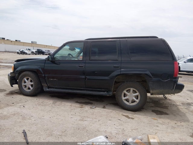 45531702 :رقم المزاد ، 1GKEK13R2XR907519 vin ، 1999 Gmc Denali مزاد بيع