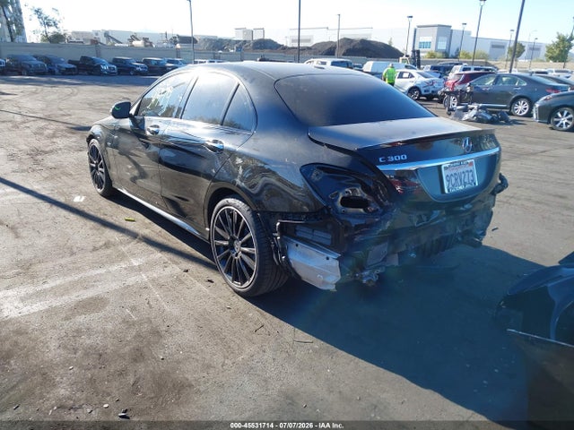 45531714 :رقم المزاد ، W1KWF8DB1MR618647 vin ، 2021 Mercedes-benz C 300 Sedan مزاد بيع