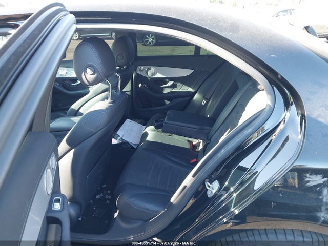 45531714 :رقم المزاد ، W1KWF8DB1MR618647 vin ، 2021 Mercedes-benz C 300 Sedan مزاد بيع