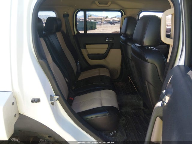 45531717 :رقم المزاد ، 5GTDN136168129652 vin ، 2006 Hummer H3 Suv مزاد بيع