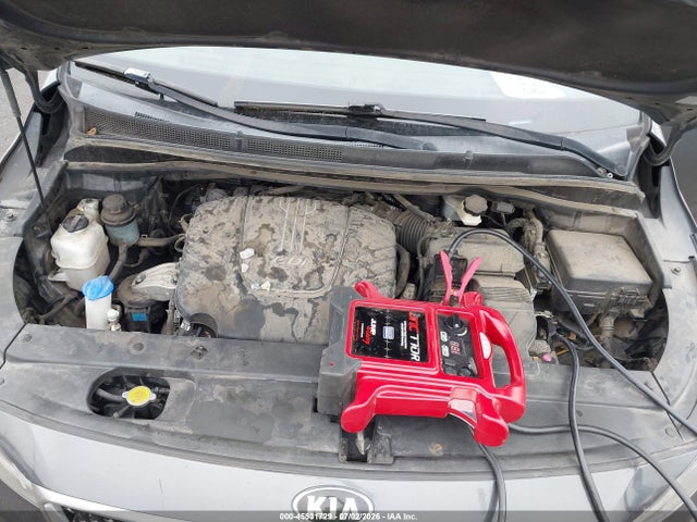 KIA SEDONA LX 2016 KNDMB5C12G6085024 Image 10