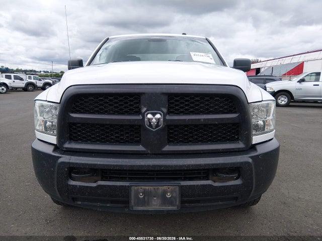 3C6TR5CTXJG306682 RAM 2500 Tradesman 4x4 6&#039;4 Box