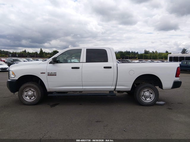 3C6TR5CTXJG306682 RAM 2500 Tradesman 4x4 6&#039;4 Box
