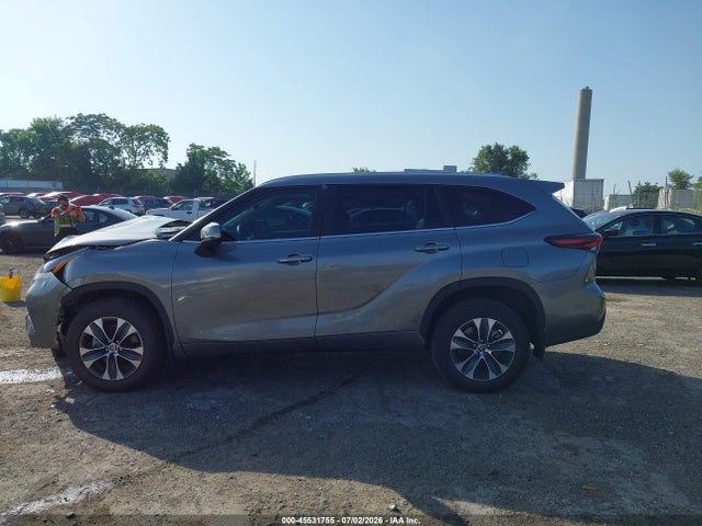 Toyota Highlander Xle 2025 5TDKDRBH4SS581443 Image 14