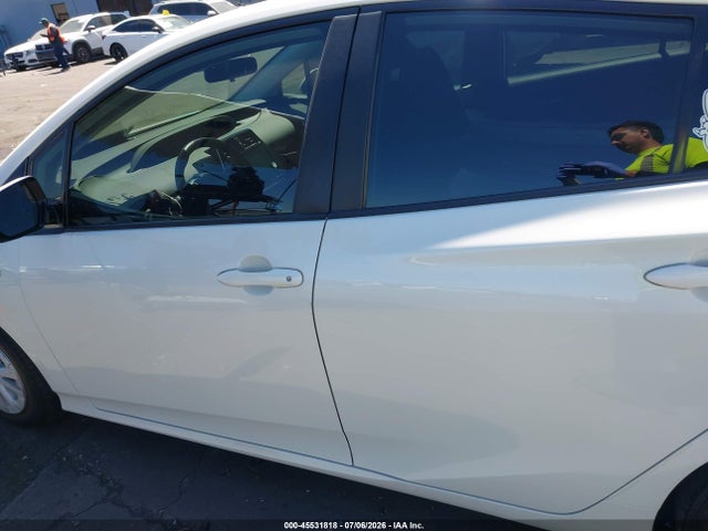Toyota Prius Le 2019 JTDKARFU2K3091181 Image 15