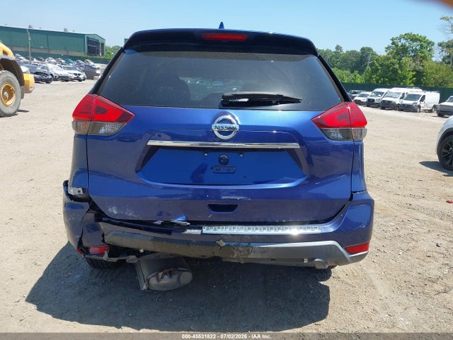 45531822 :رقم المزاد ، KNMAT2MT8HP517447 vin ، 2017 Nissan Rogue Sv مزاد بيع