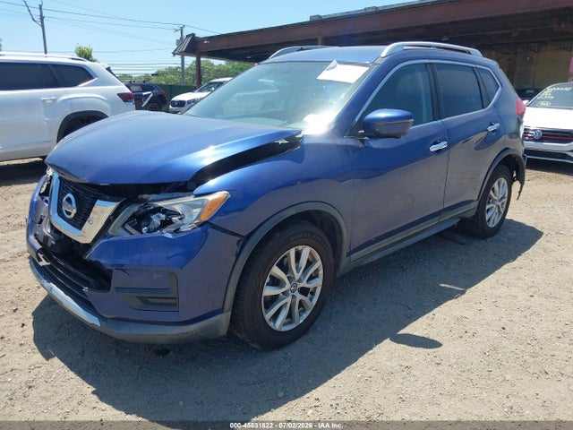 45531822 :رقم المزاد ، KNMAT2MT8HP517447 vin ، 2017 Nissan Rogue Sv مزاد بيع