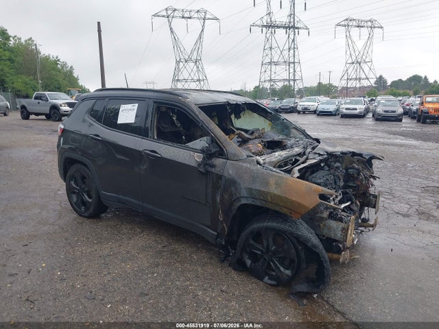 Jeep Compass Altitude 4x4 2019 3C4NJDBB0KT828807 Image 1