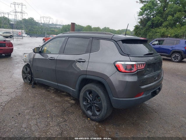 Jeep Compass Altitude 4x4 2019 3C4NJDBB0KT828807 Image 3